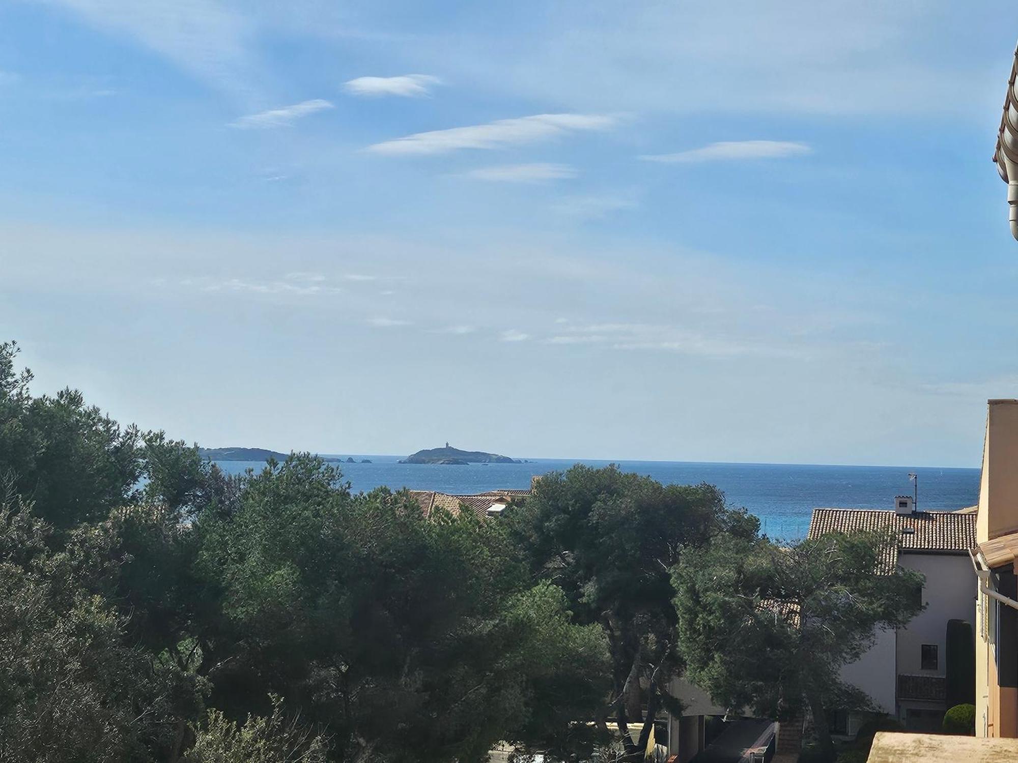 Domaine De La Coudouliere, T2 Climatise Terrasse Vue Mer Sans Vis A Vis Plage A 100M Сикс-Фор-ле-Плаж Стая снимка